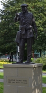 Sculpture of Dickie Bird