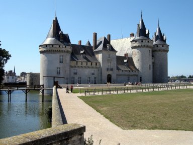 Chateau de Sully