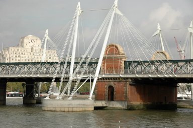 Golden Jubilee and Hungerford Bridges